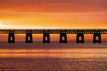 Load image into Gallery viewer, Bridge Silhouette